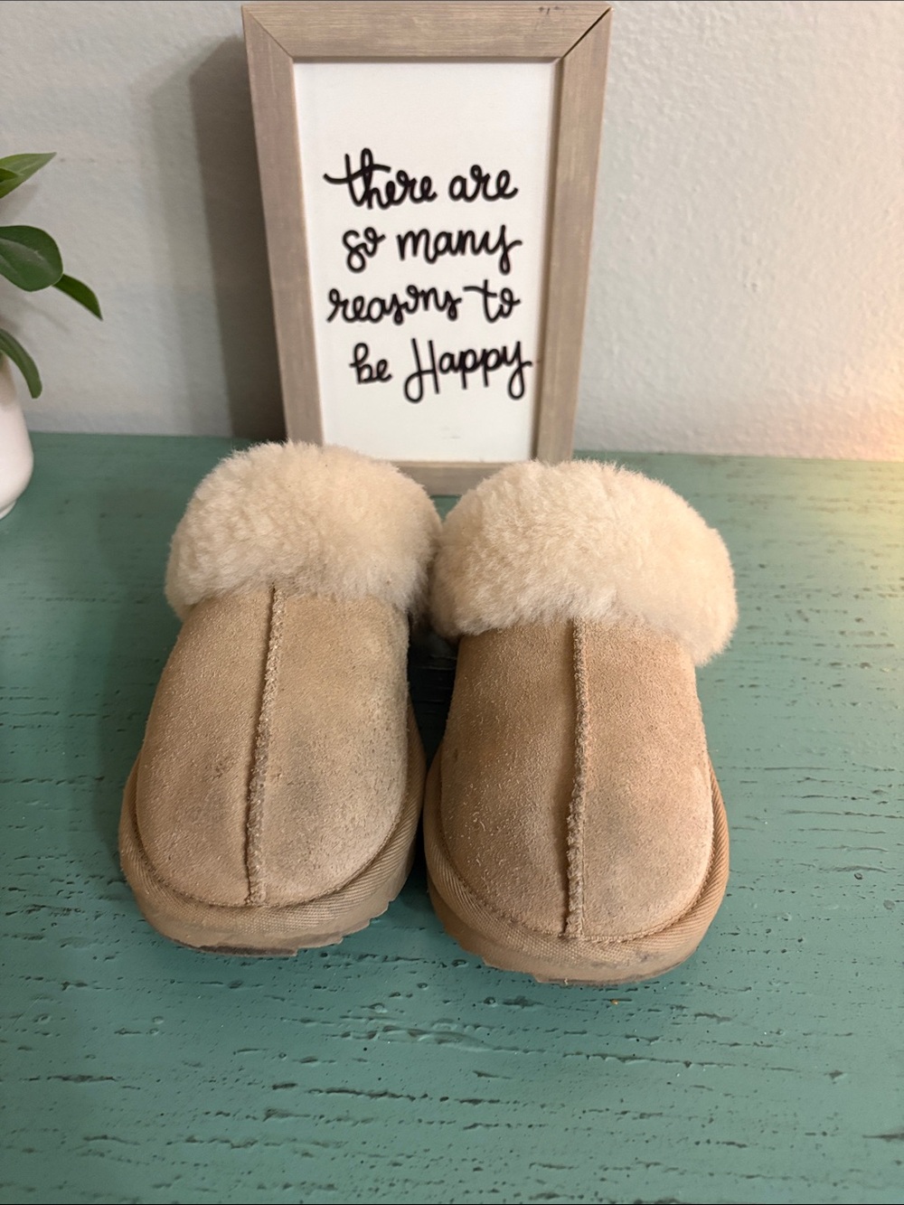 Kids Cozy Shearling-Lined Slip-On Slippers - Cream